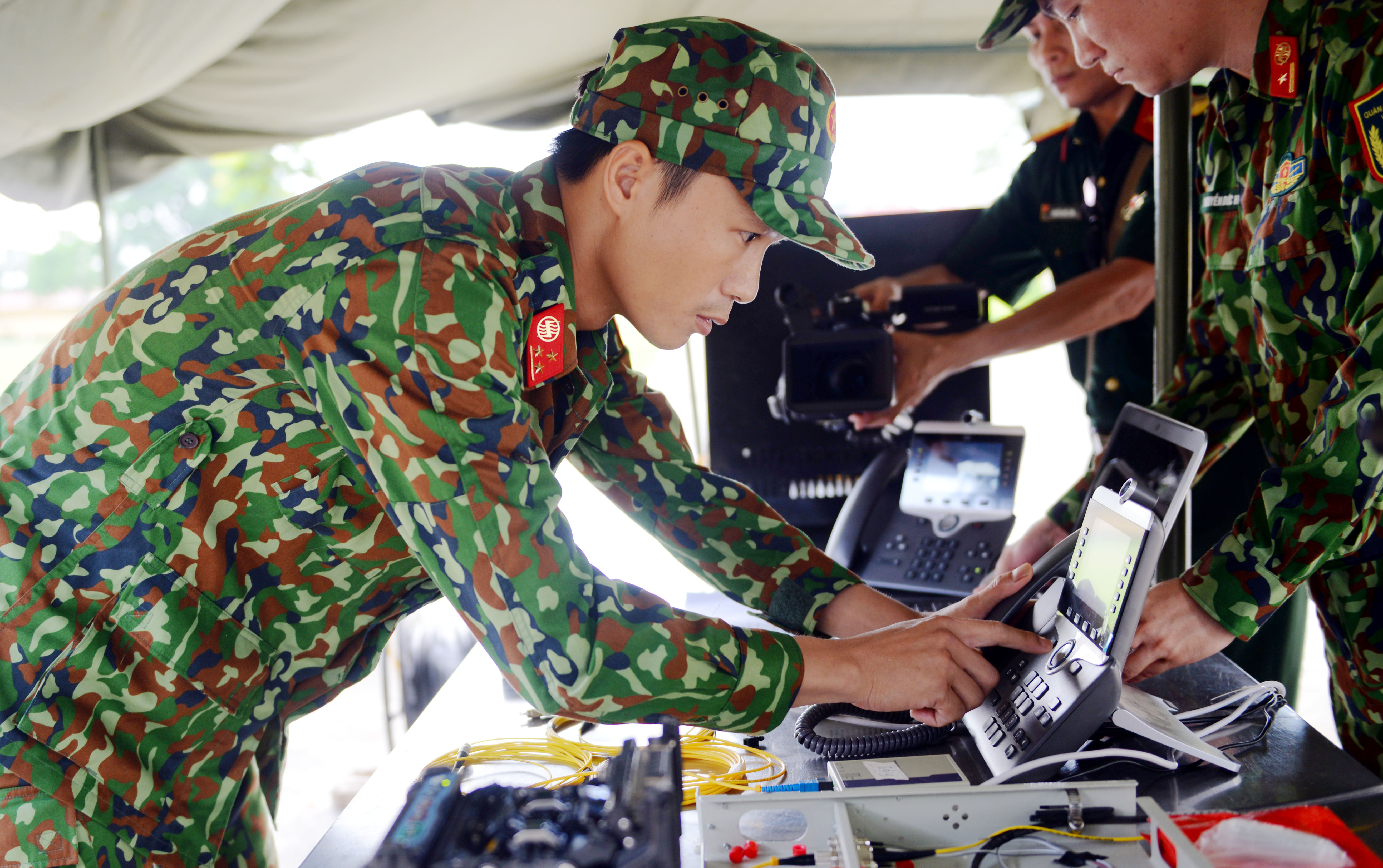 Bộ tư lệnh Thông tin liên lạc kiểm tra công tác huấn luyện của Đội tuyển tham dự Army Games 2020